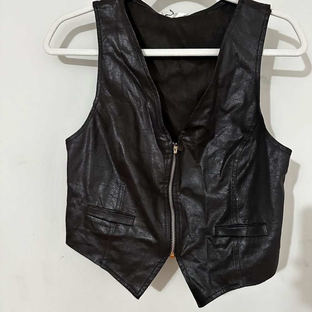 Unique Vintage Black Leather Vest